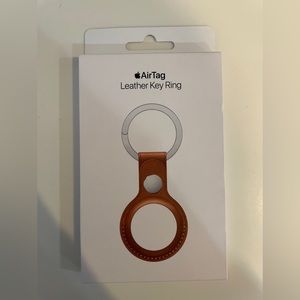 Apple AirTag Leather Key Ring - Saddle Brown